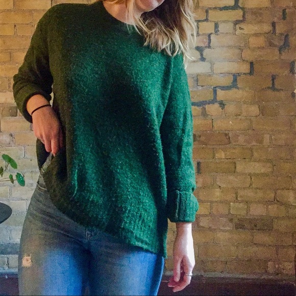 Zara Sweaters - HOST PICK✨ Zara oversized & slouchy knit sweater